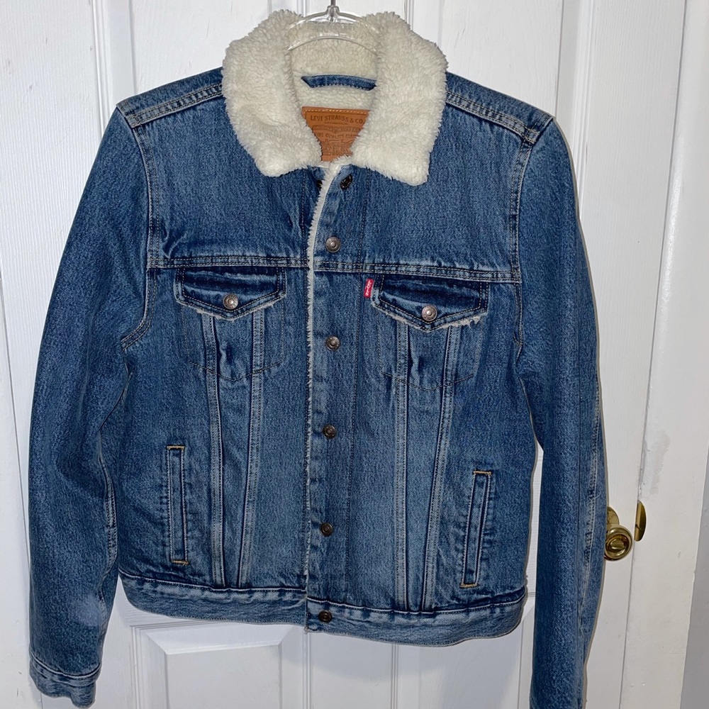 LEVI’S ORIGINAL SHERPA TRUCKER JACKET